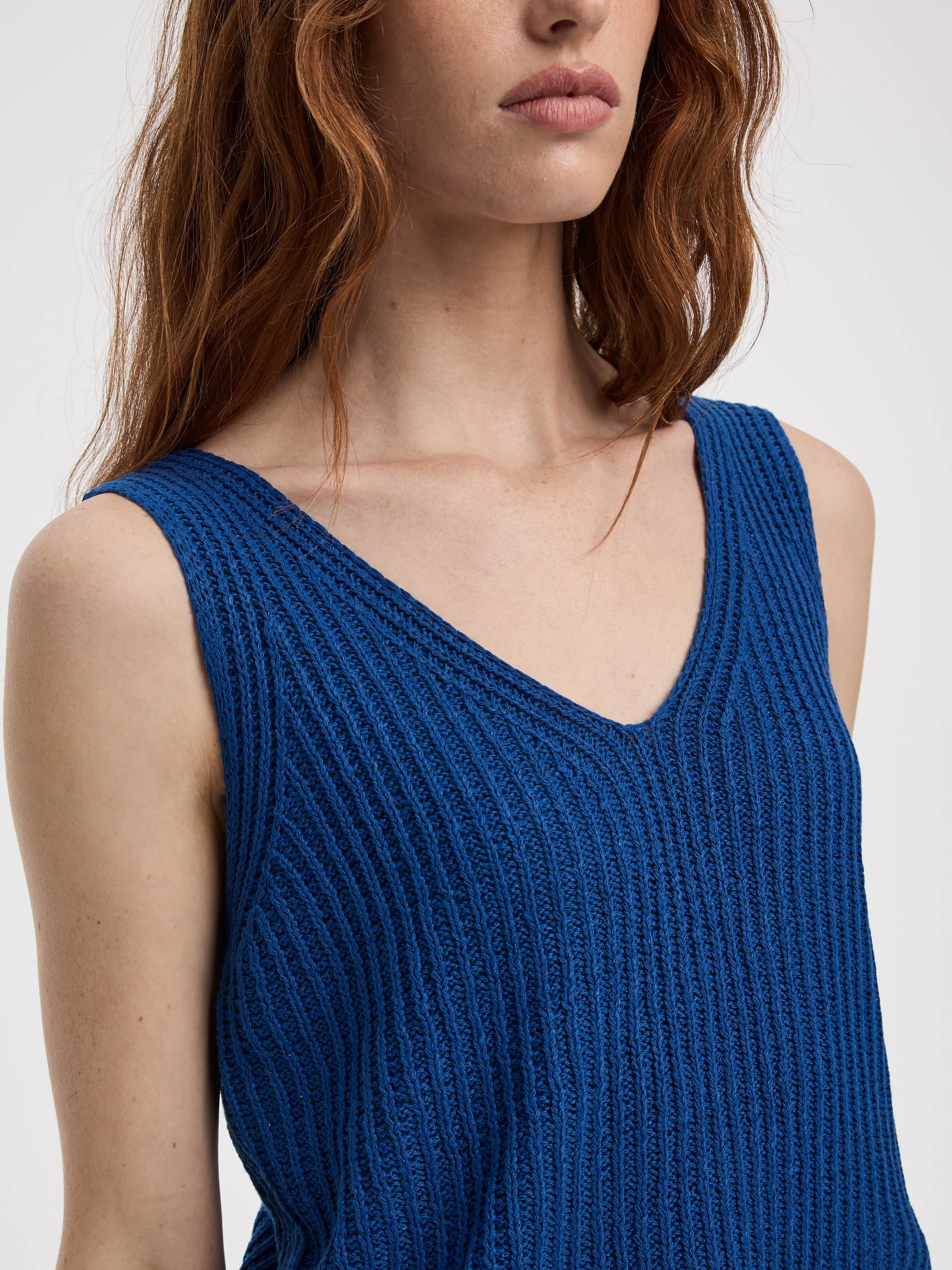 V-Neck Ribbed Tank sold by Reitmans product image thumbnail 5