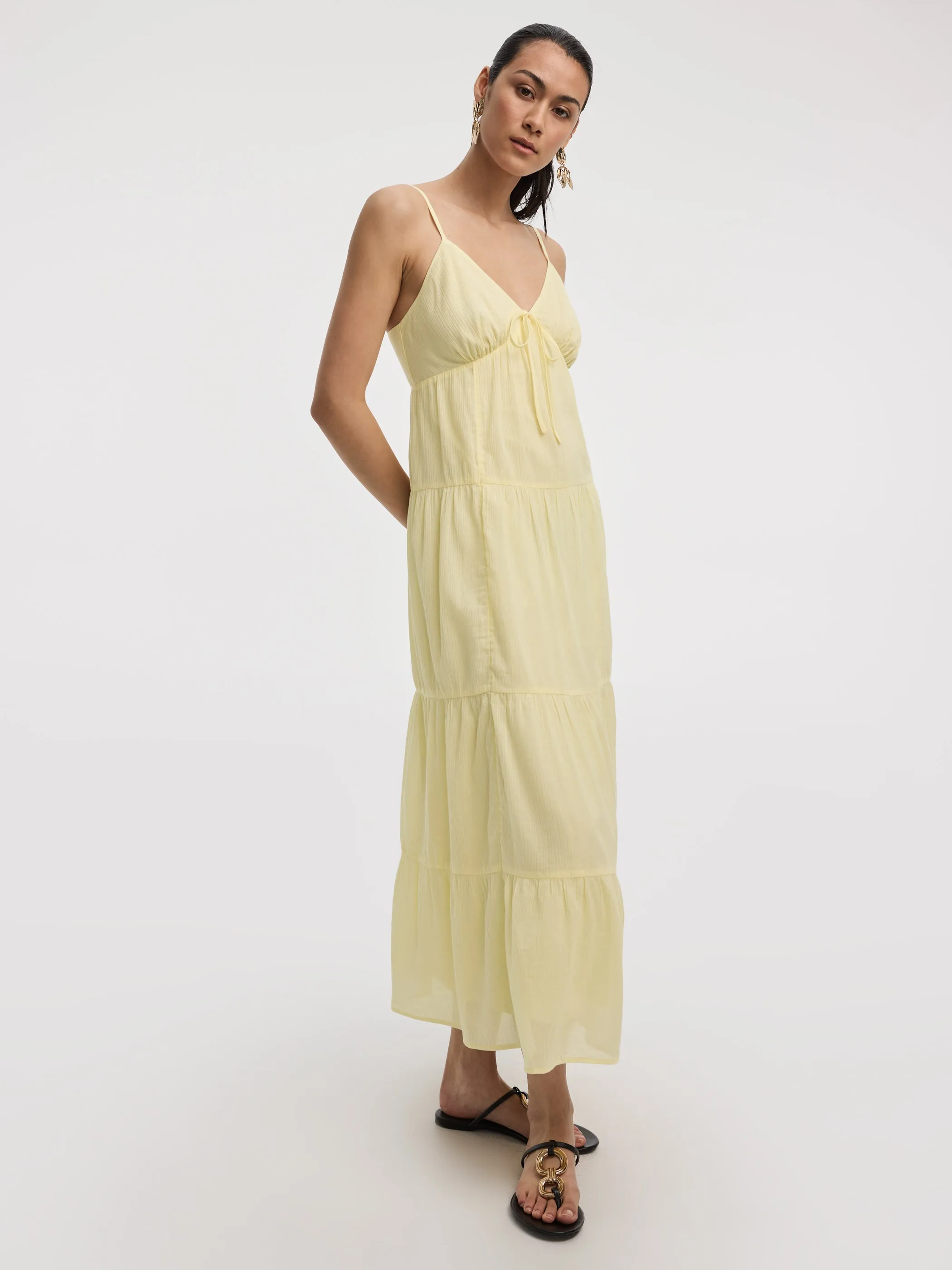 Sleeveless Maxi Dress with Sweetheart Neckline sold by Reitmans product image thumbnail 4