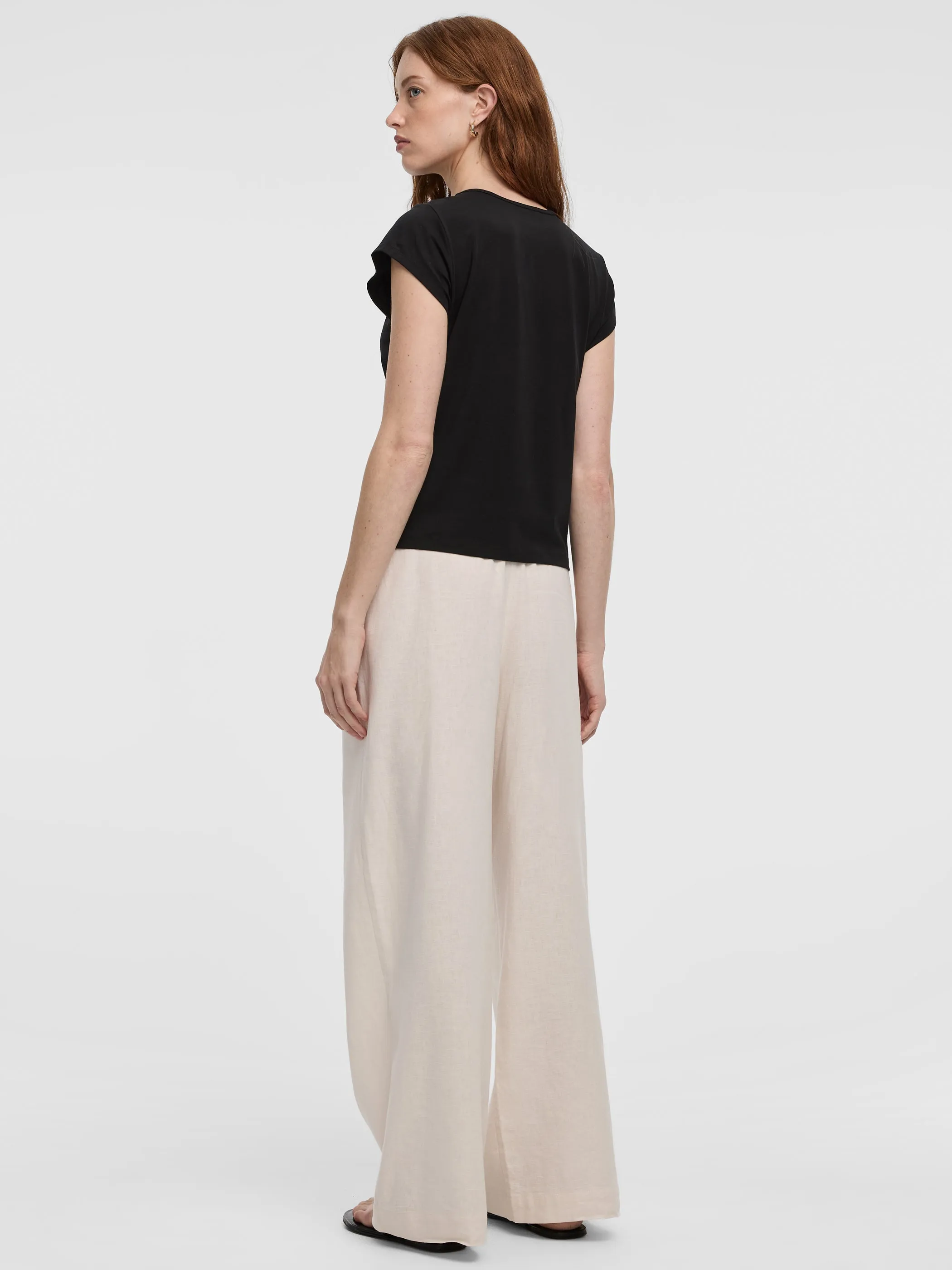Short-Sleeve Crew-Neck T-Shirt sold by Reitmans product image thumbnail 3