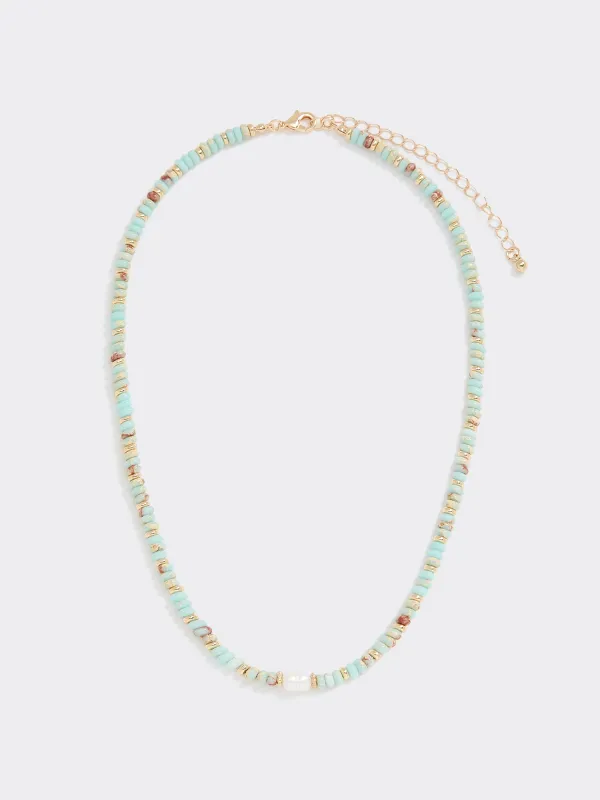Beaded Short Necklace with Freshwater Pearl made by Reitmans