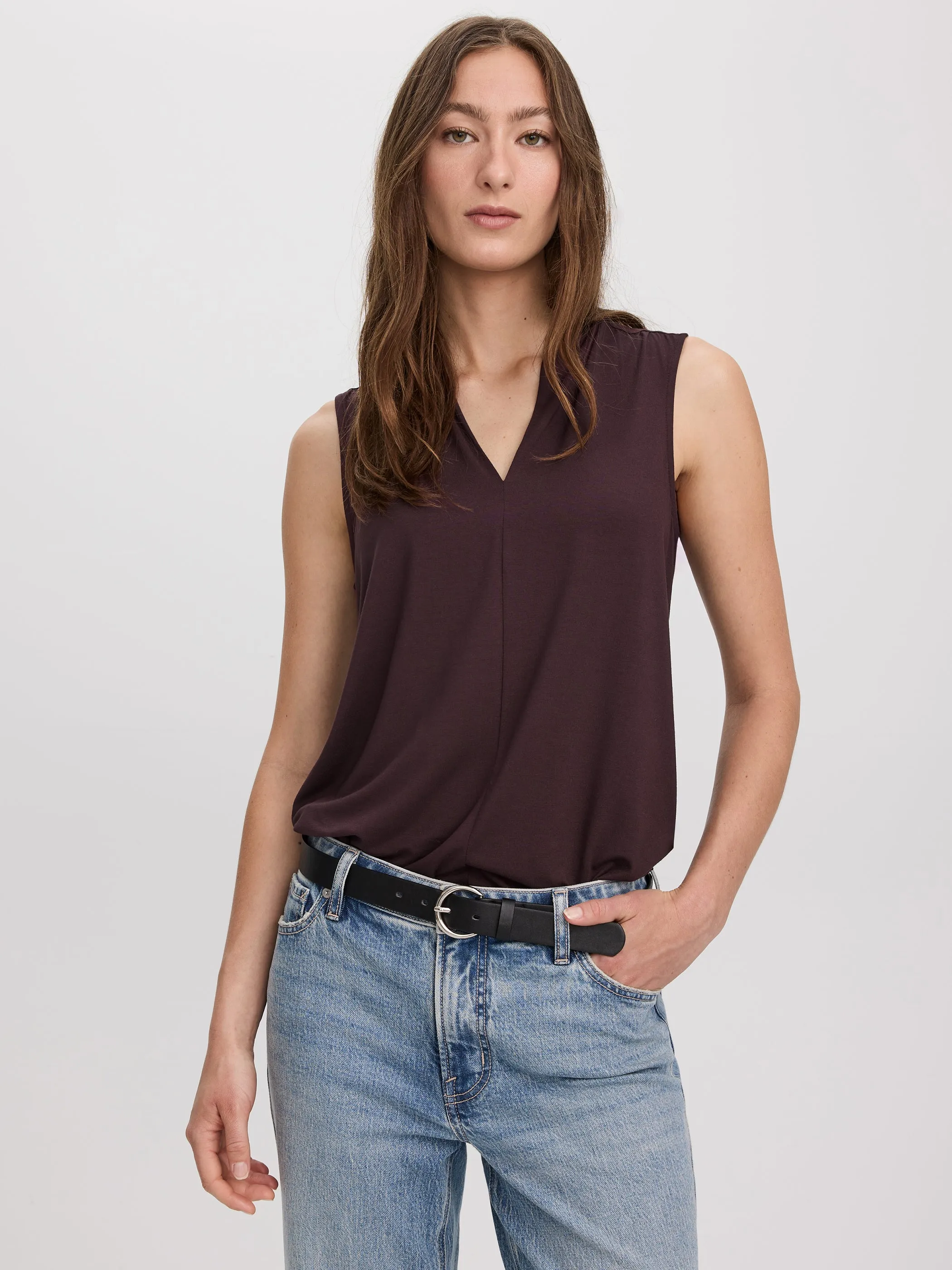 Sleeveless V-Neck Top sold by Reitmans product image thumbnail 5
