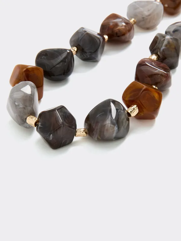 Chunky Resin-Bead Short Necklace made by Reitmans
