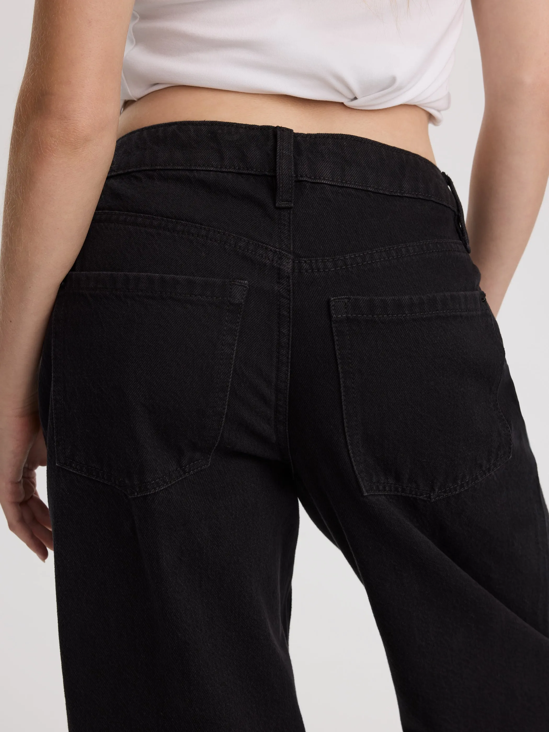 Mid-Rise Baggy Jean sold by Reitmans product image thumbnail 3