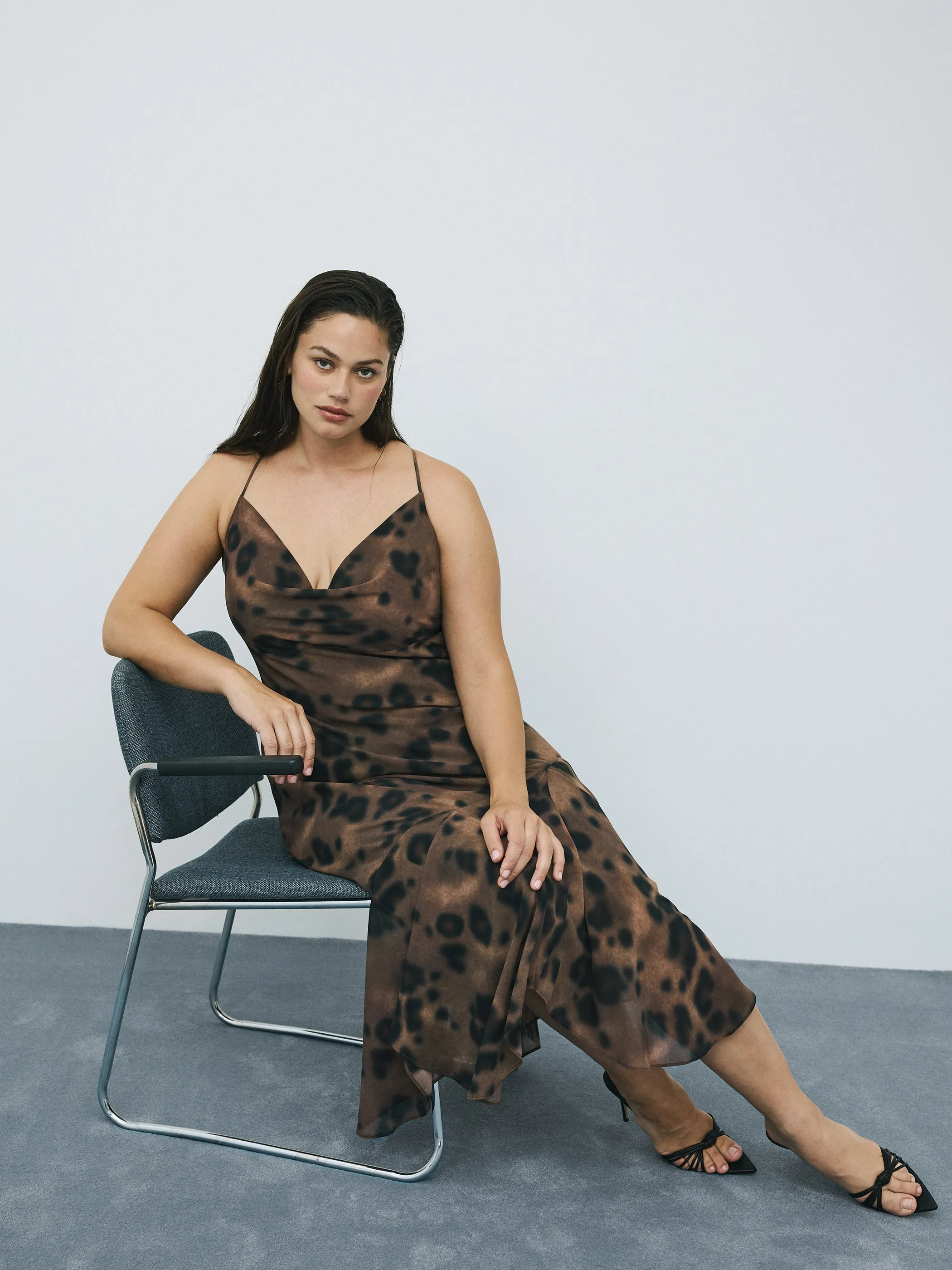 Sleeveless Maxi Dress with Cowl Neckline sold by Reitmans product image thumbnail 4
