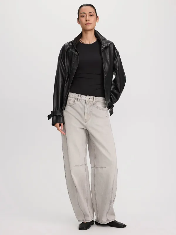 Mid-Rise Barrel Jean made by Reitmans