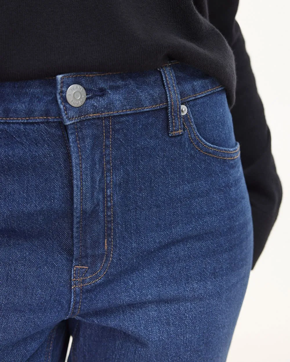 Straight-Leg Mid-Rise Jean - Petite sold by Reitmans product image thumbnail 5