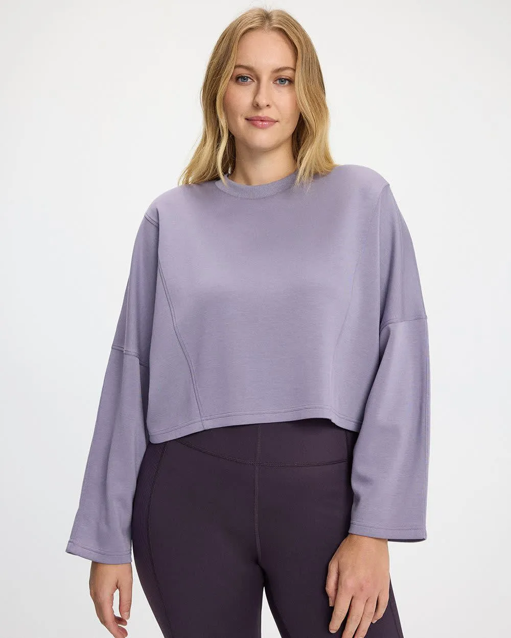 Cropped Long-Sleeve Crew-Neck Sweatshirt - Hyba sold by Reitmans product image thumbnail 5