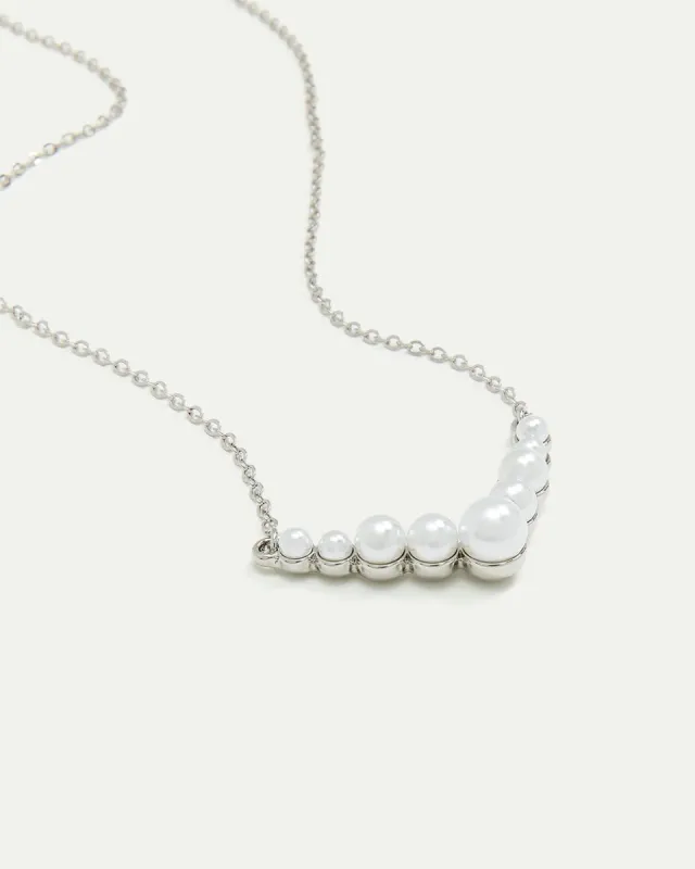 Short Necklace with V-Shaped Pearl Pendant sold by Reitmans