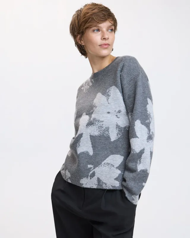 Loose Long-Sleeve Crew-Neck Sweater sold by Reitmans