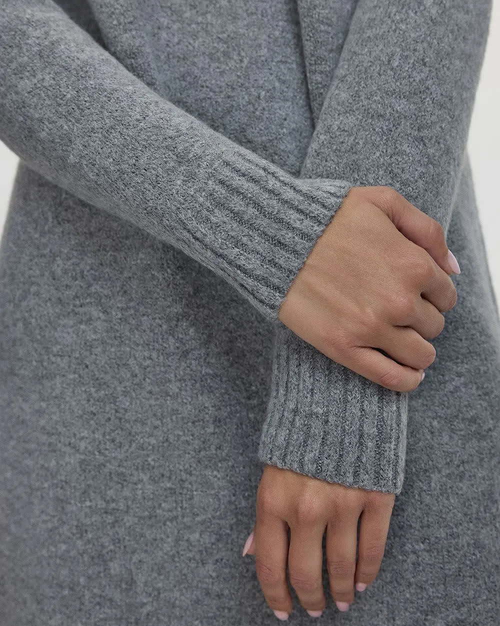 Long-Sleeve Shift Dress with Mock Neckline sold by Reitmans product image thumbnail 4