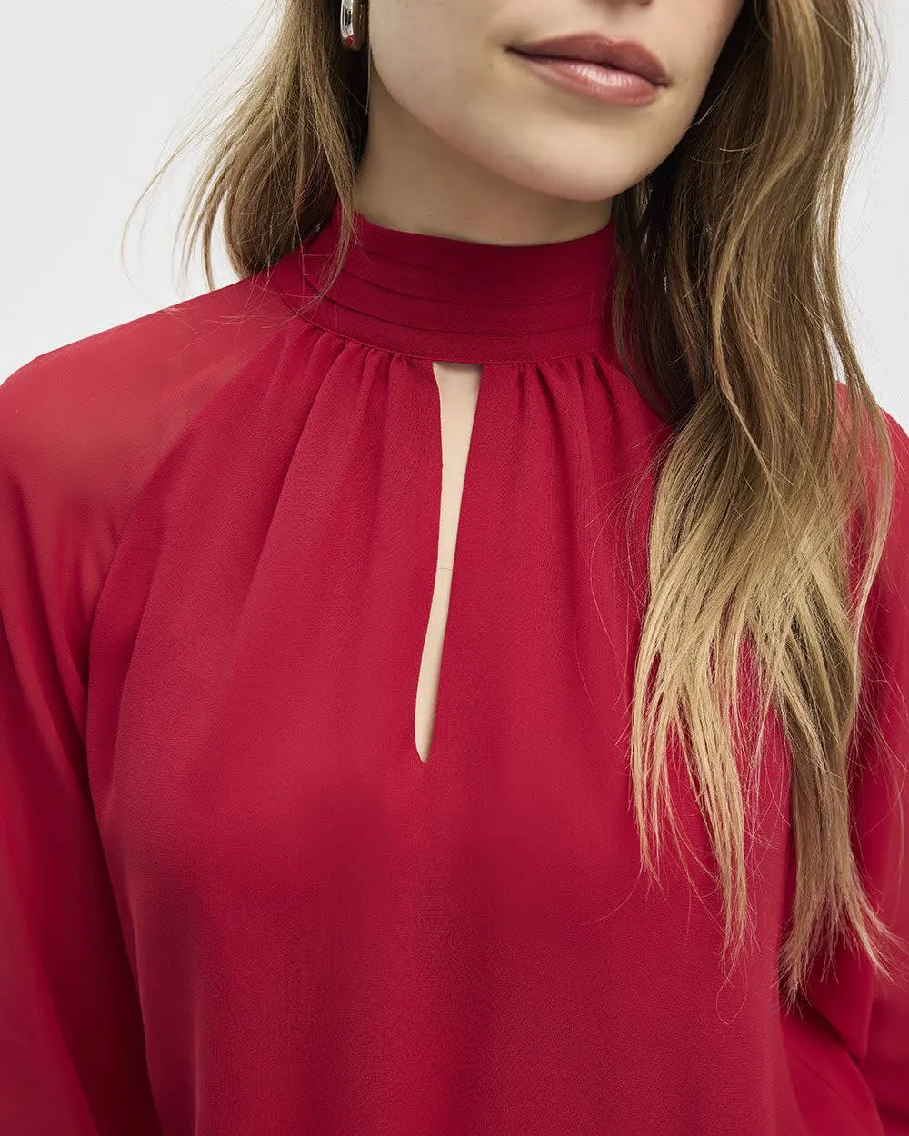 Long-Sleeve Mock-Neck Loose Blouse sold by Reitmans product image thumbnail 4