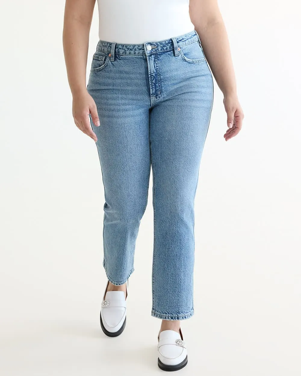 Straight-Leg Mid-Rise Jean - The Classic - Curvy Fit sold by Reitmans
