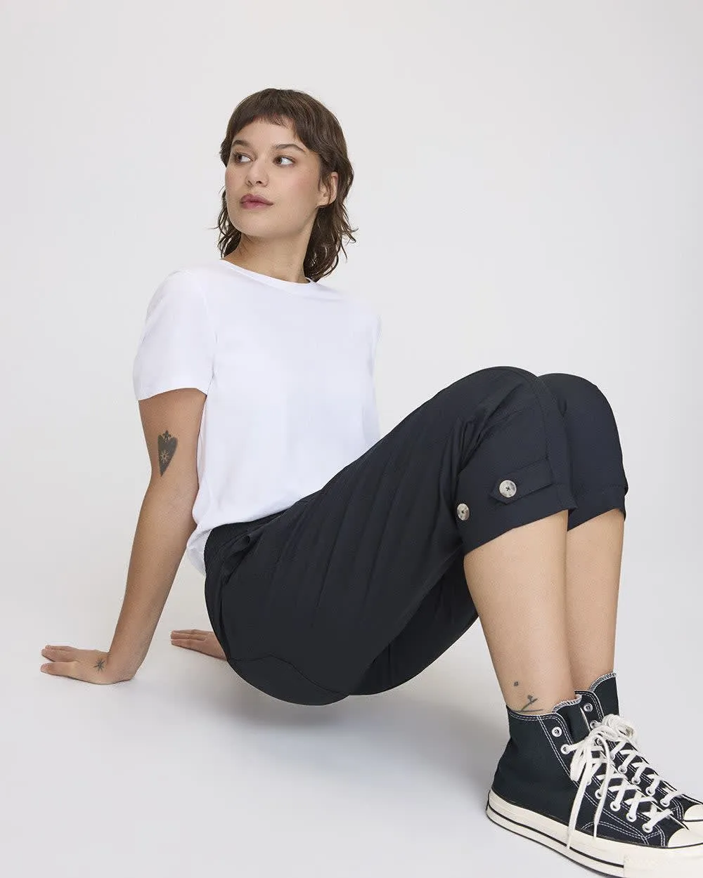 Straight-Leg High-Rise Poplin Capri Pant sold by Reitmans product image thumbnail 4