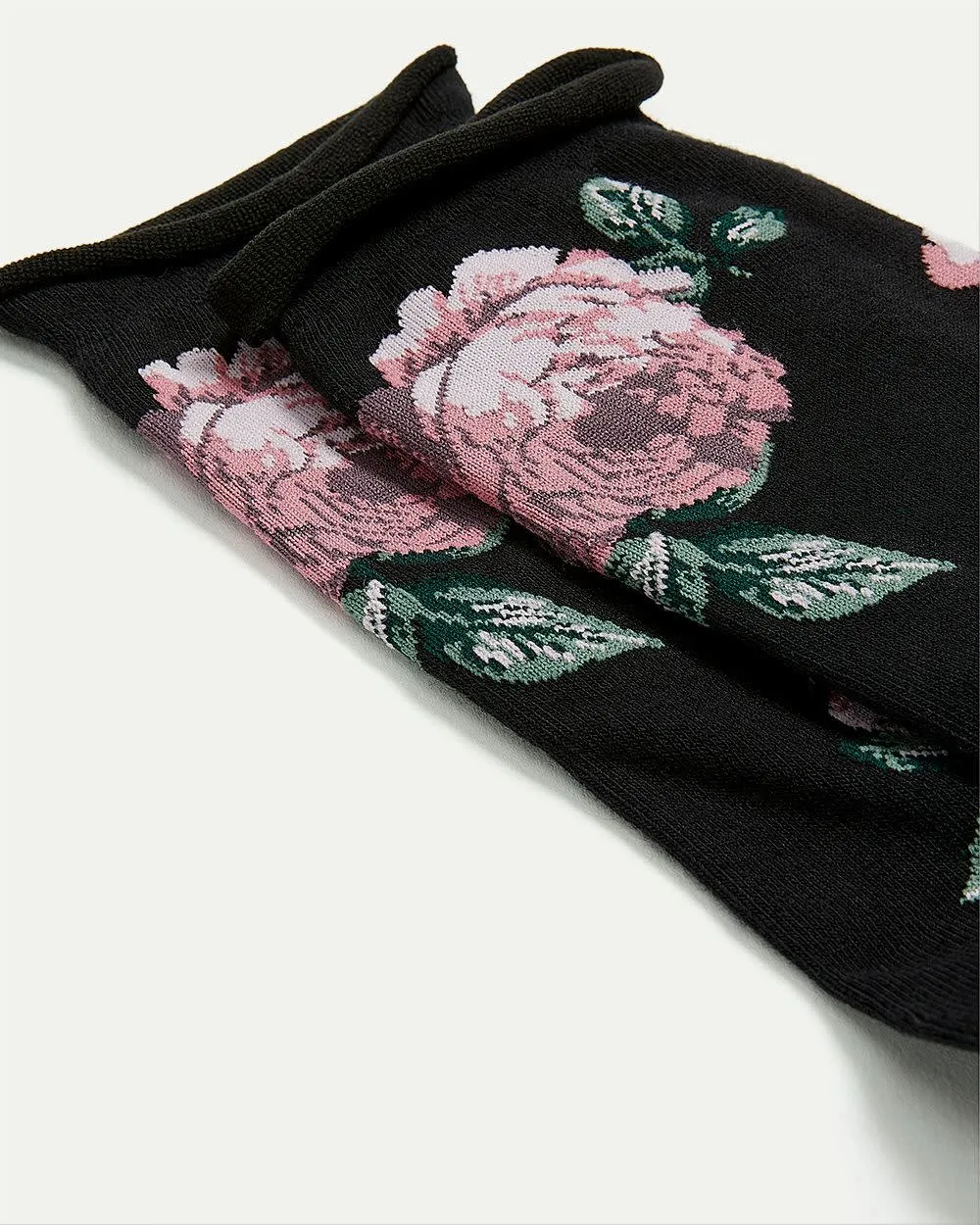 Cotton Crew Socks with Roses sold by Reitmans product image thumbnail 3