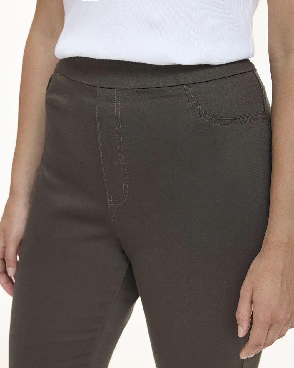 Denim Legging Pant - R Essentials - Petite sold by Reitmans product image thumbnail 5