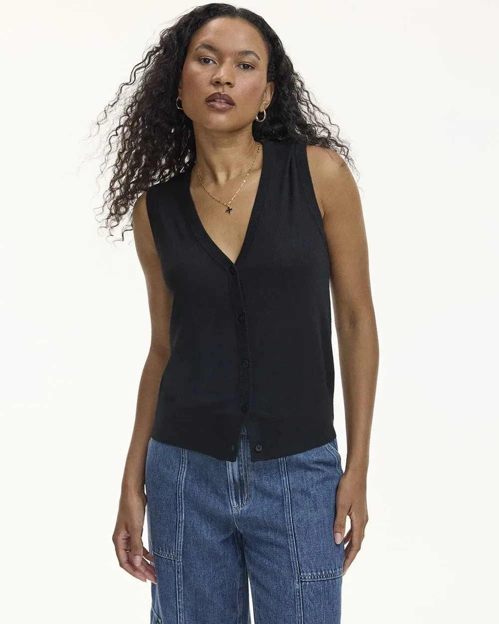 Sleeveless V-Neck Sweater Vest sold by Reitmans product image thumbnail 5