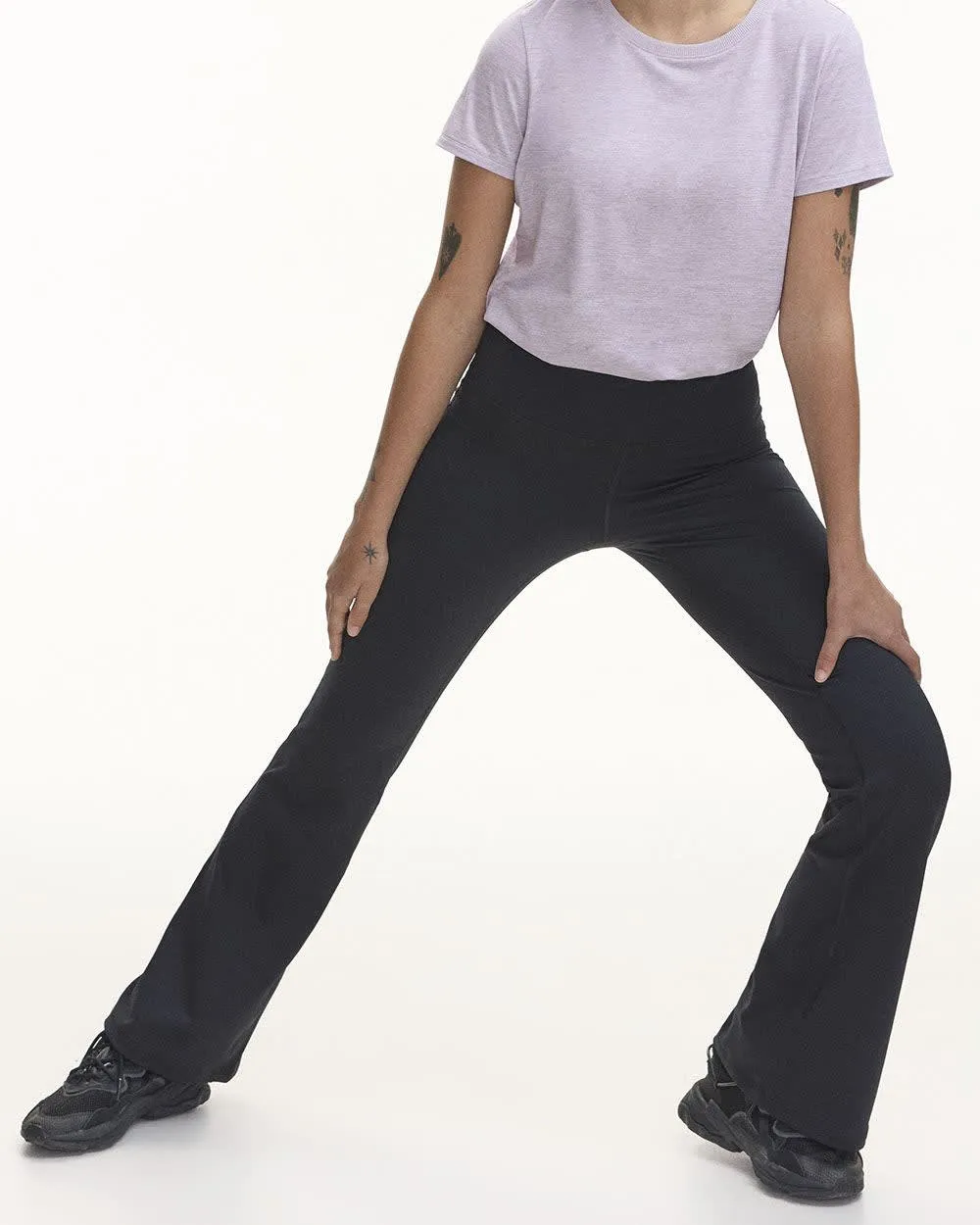Flare-Leg High-Rise Pulse Legging Pant - Hyba - Petite sold by Reitmans