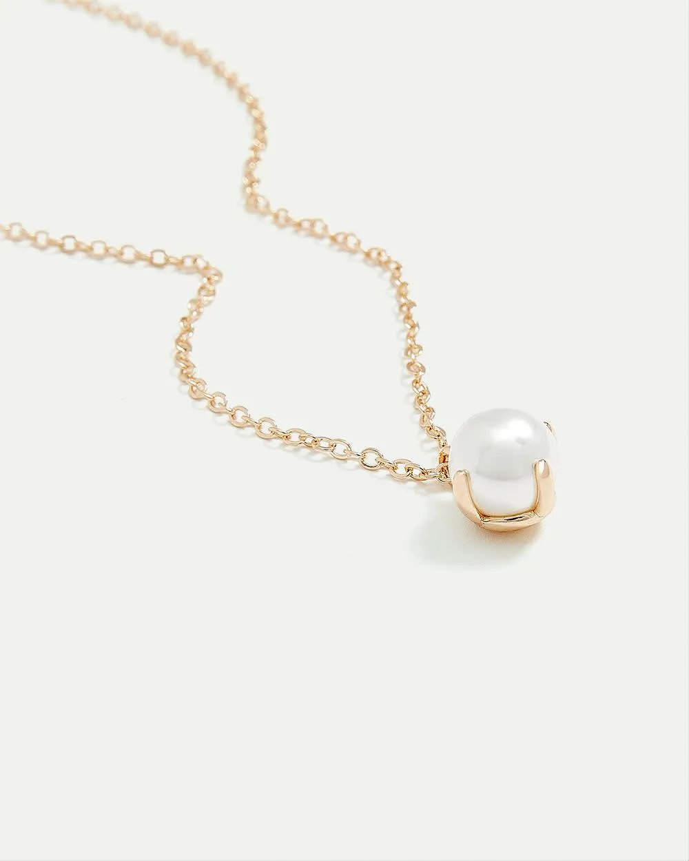 Short Necklace with Pearl sold by Reitmans product image thumbnail 2