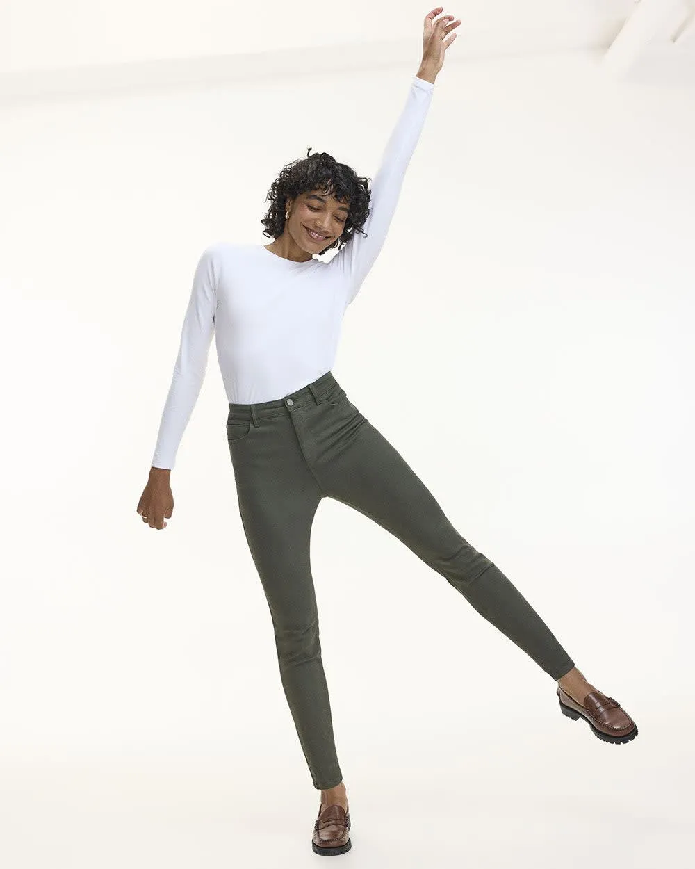 Skinny-Leg High-Rise Jean - The Signature - Petite sold by Reitmans product image thumbnail 4