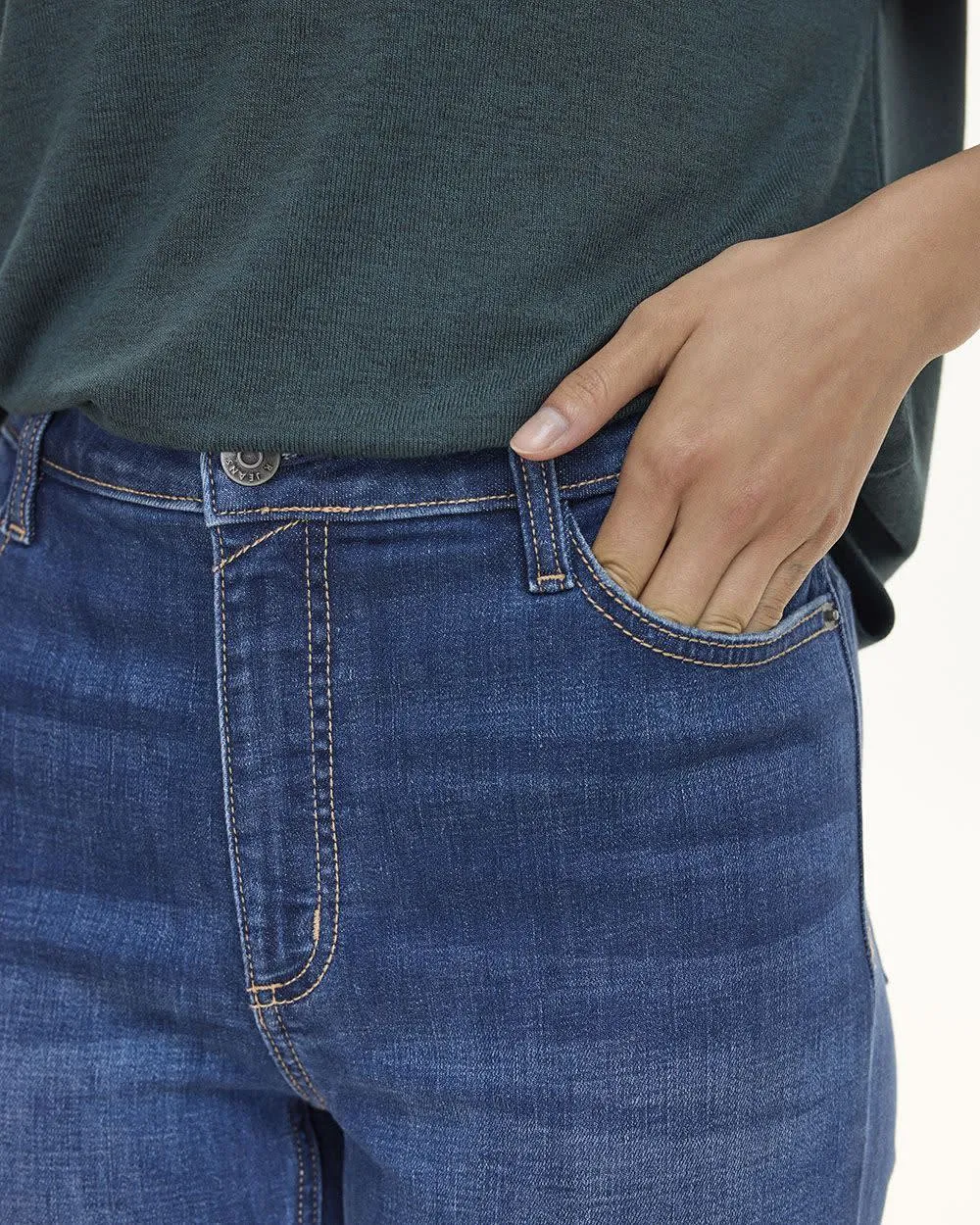 Skinny-Leg Ankle Jean - Petite sold by Reitmans product image thumbnail 5