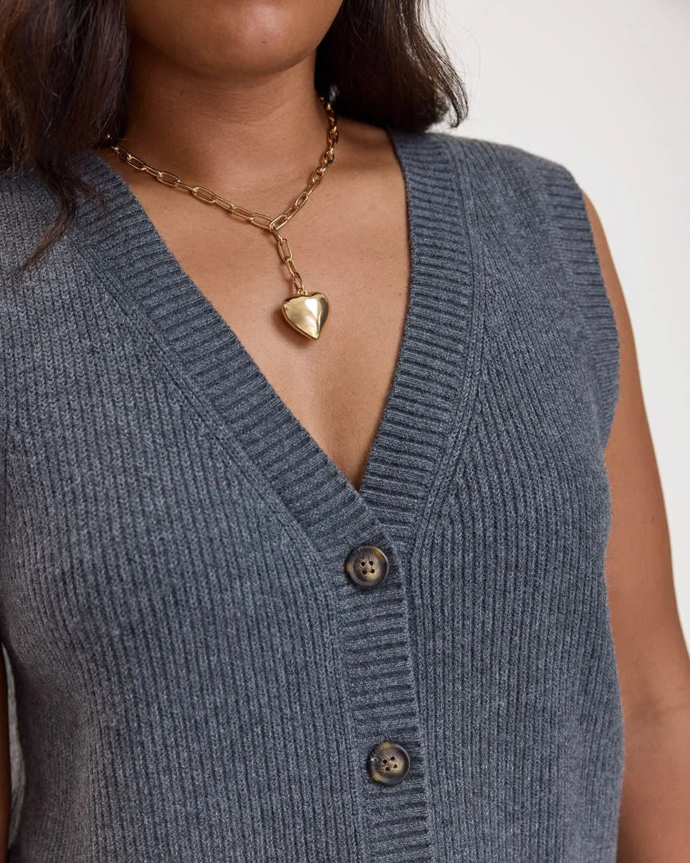 Sleeveless V-Neck Sweater Vest sold by Reitmans product image thumbnail 4