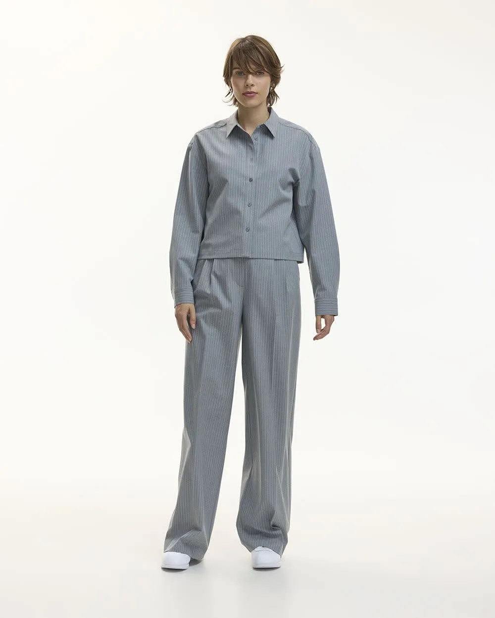 Wide-Leg High-Rise Pinstripe Pant - Petite sold by Reitmans product image thumbnail 3