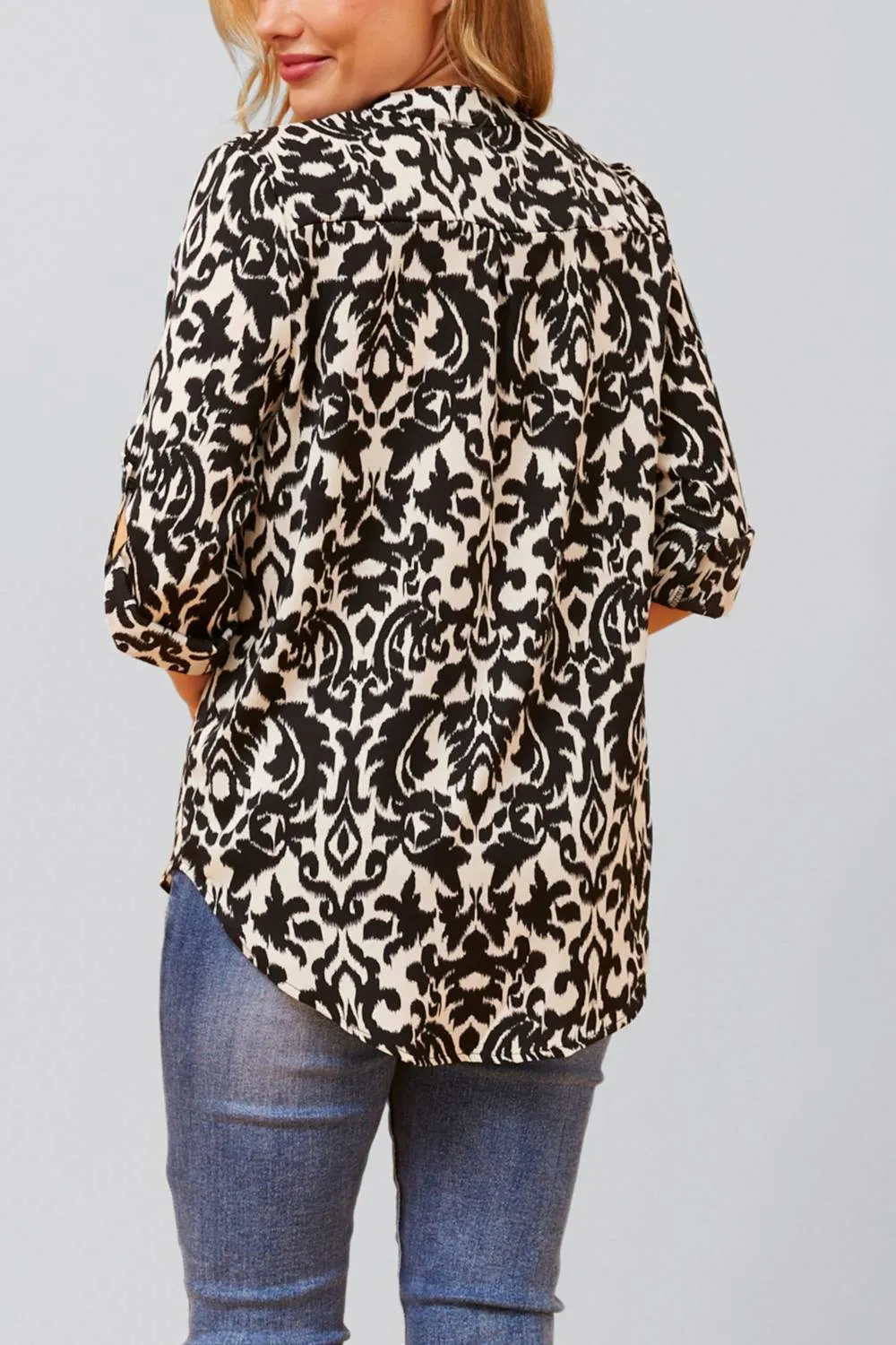 Annick - Bessie Top Split V-Neck Printed Blouse Black sold by Reitmans product image thumbnail 4