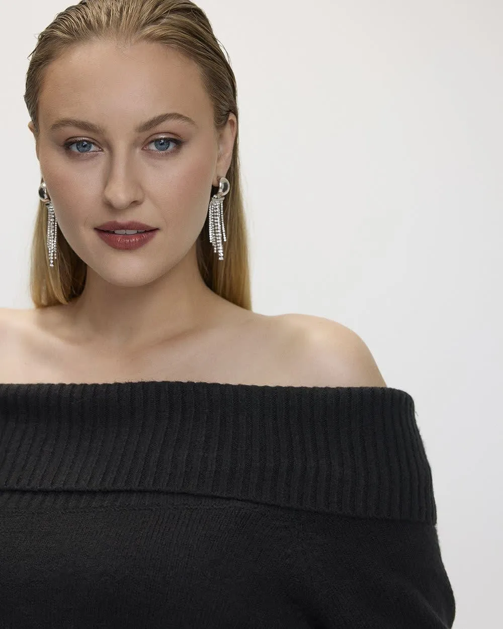 Long-Sleeve Off-the-Shoulder PlushSoft Top sold by Reitmans product image thumbnail 4