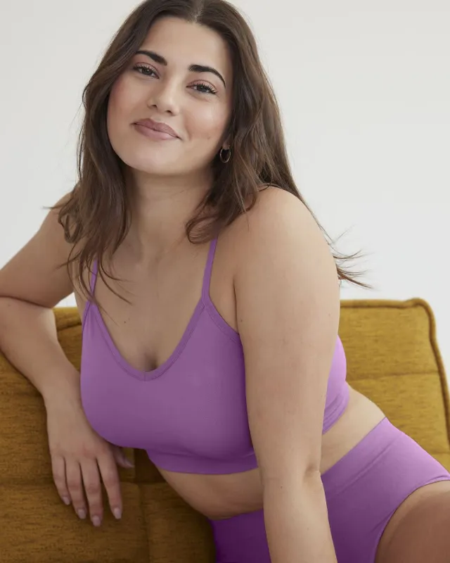 Camille Seamless Bralette sold by Reitmans