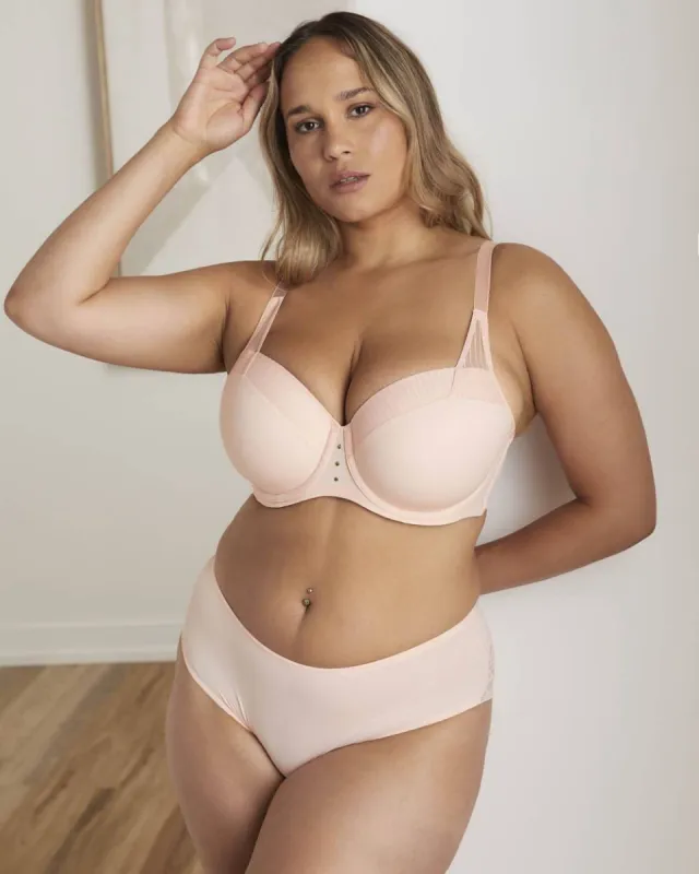 Microfibre Balconette Bra - Déesse Collection sold by Reitmans