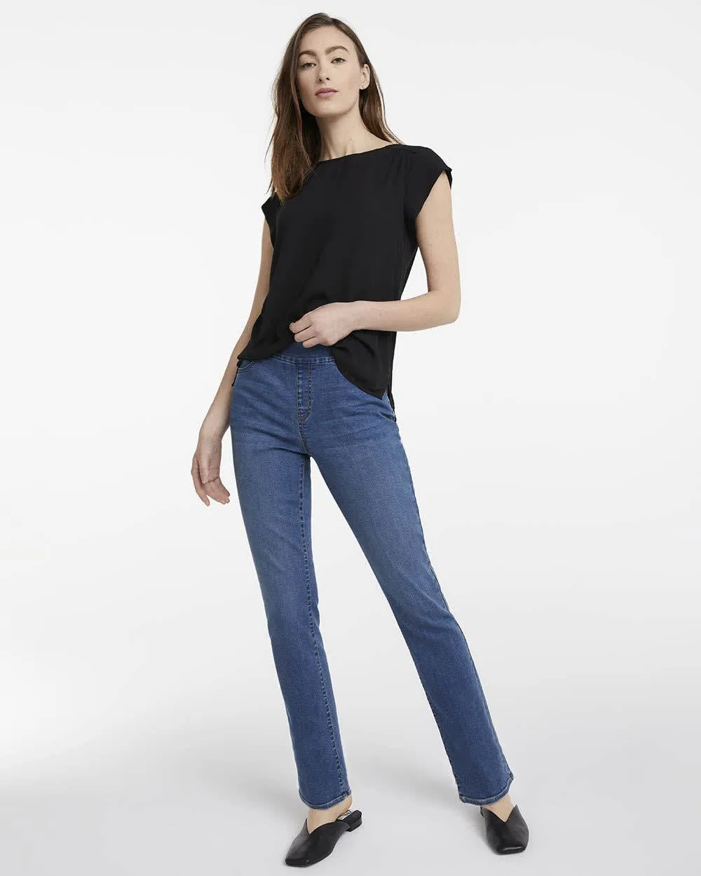 Straight-Leg Mid-Rise Jean - The Comfort - Tall sold by Reitmans