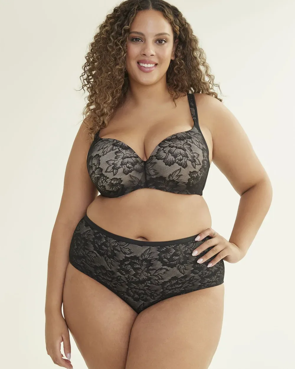 Contour Lace Underwire T-Shirt Bra - Déesse Collection sold by Reitmans product image thumbnail 5