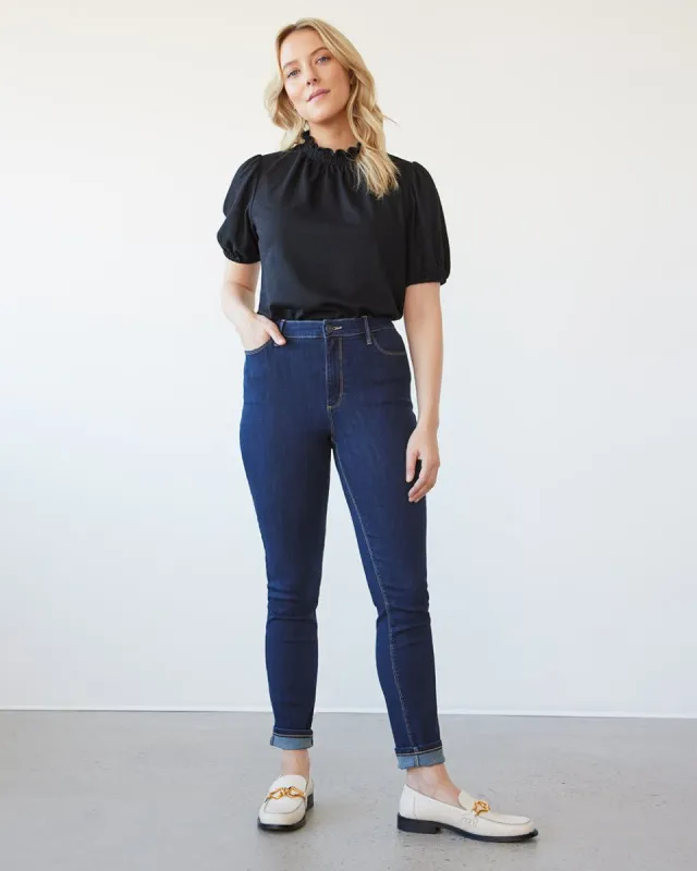 Skinny-Leg High-Rise Jean, Signature Soft - Petite sold by Reitmans
