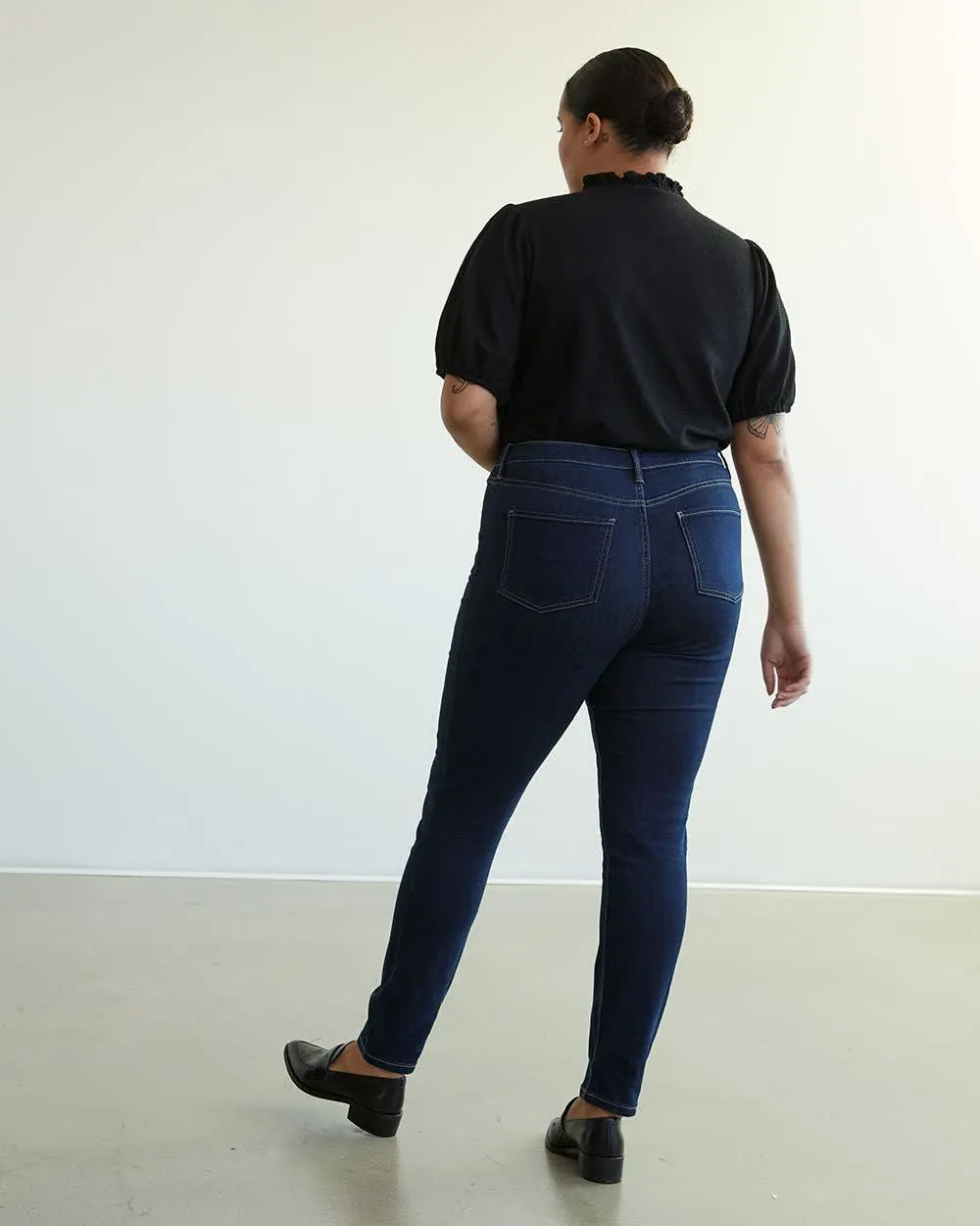 Skinny-Leg High-Rise Jean, Signature Soft - Petite sold by Reitmans product image thumbnail 5