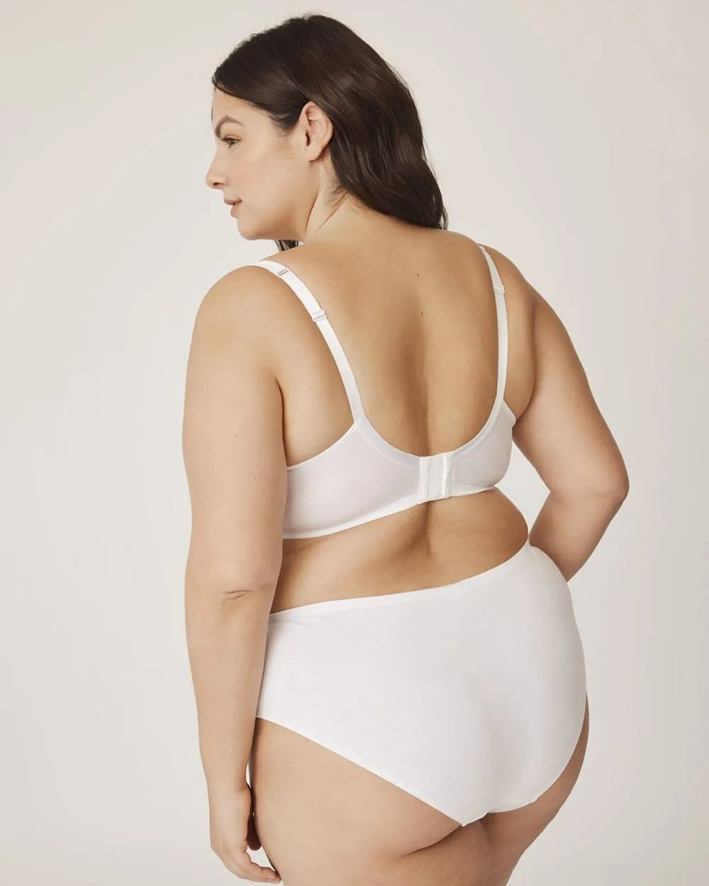 White Microfiber Underwire T-Shirt Bra - Déesse Collection sold by Reitmans product image thumbnail 2