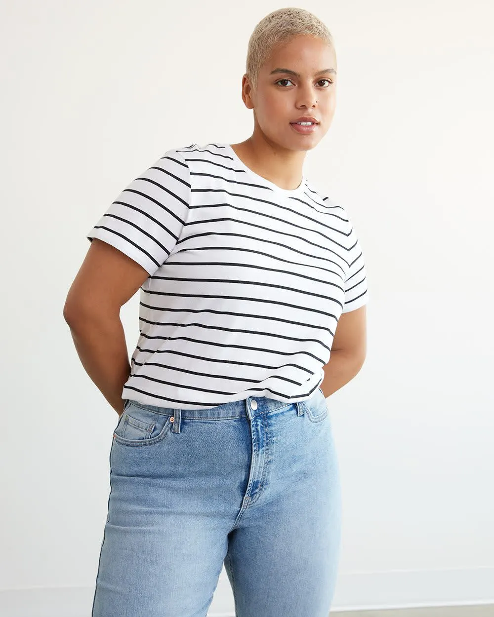 Short-Sleeve Crew-Neck Tee, R Essentials sold by Reitmans product image thumbnail 4