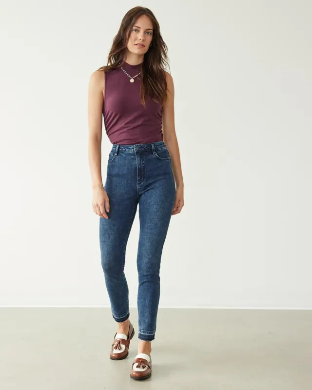 Skinny-Leg High-Rise Ankle Jean - Petite sold by Reitmans