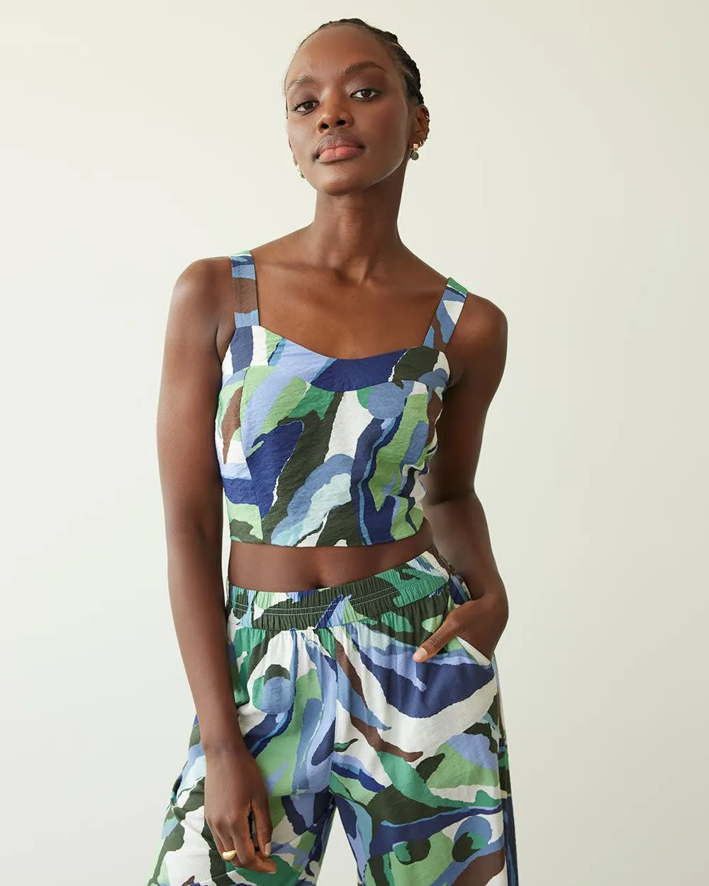 Cropped Tank with Sweetheart Neckline sold by Reitmans