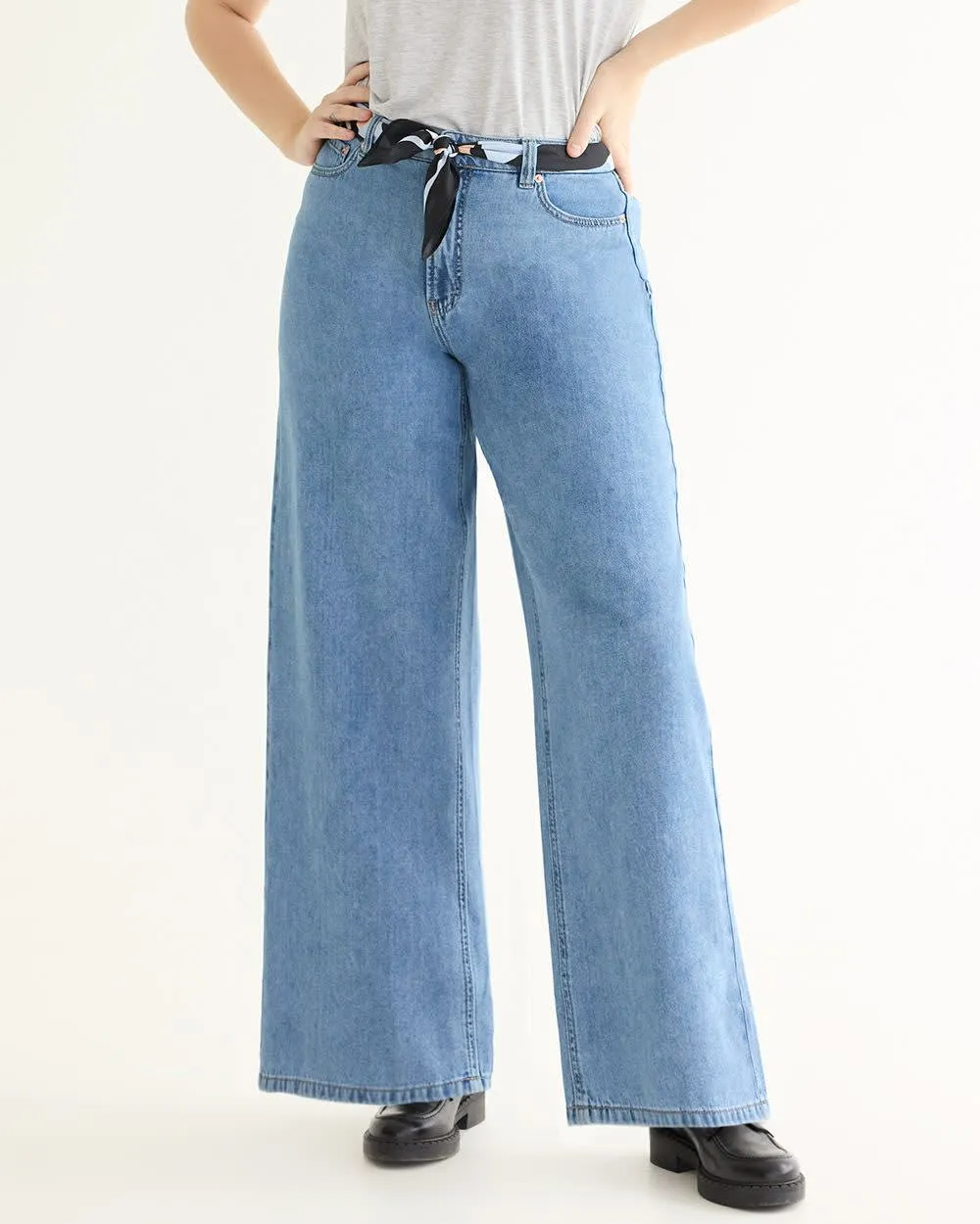 Wide-Leg High-Rise Jean - Petite sold by Reitmans