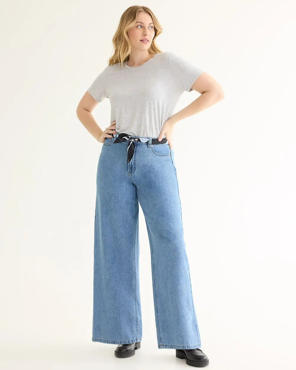 Wide-Leg High-Rise Jean - Petite sold by Reitmans product image thumbnail 3