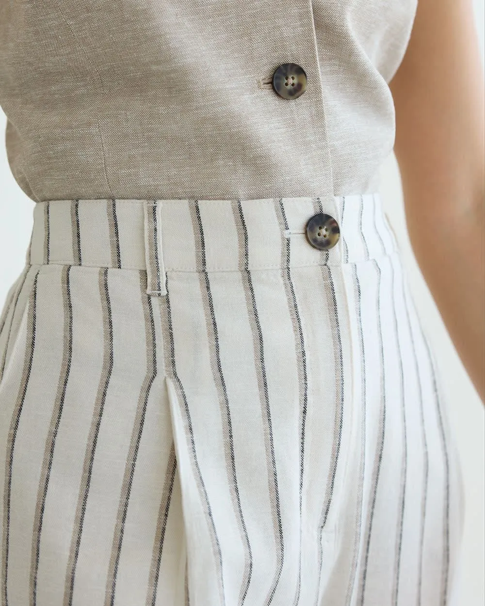 Ultra-Wide-Leg High-Rise Linen Trouser - Petite sold by Reitmans product image thumbnail 5