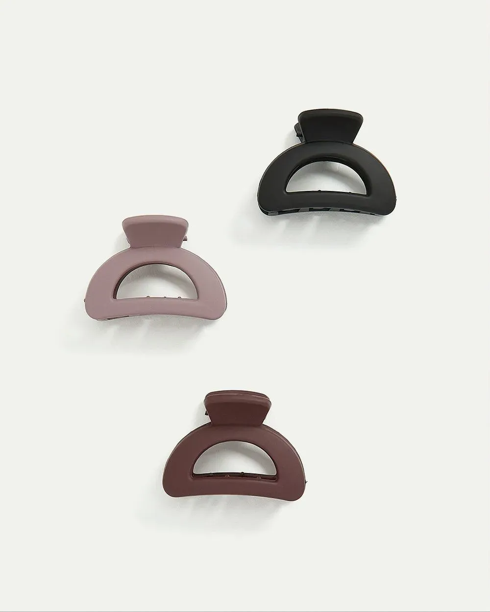 Small Matte Claw Clips - Set of 3 sold by Reitmans product image thumbnail 4