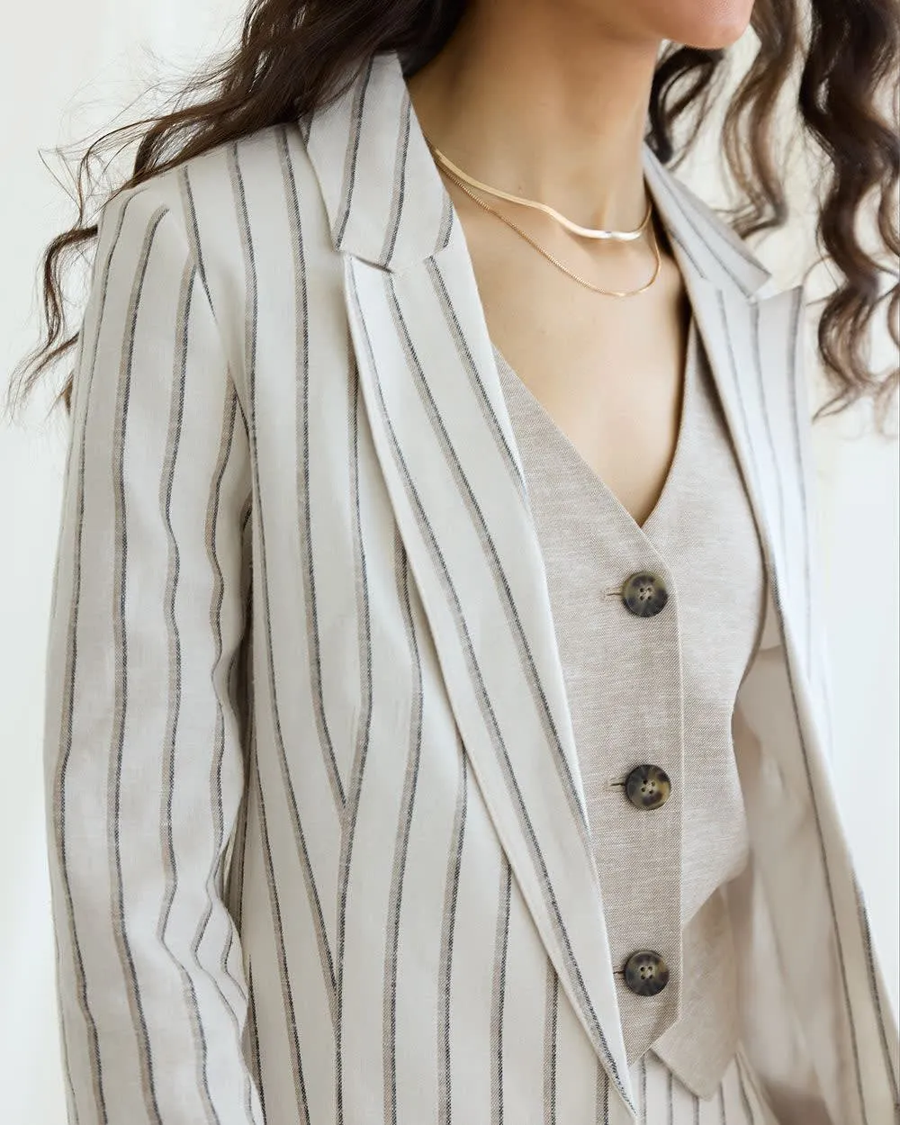 One-Button Linen Blazer sold by Reitmans product image thumbnail 4