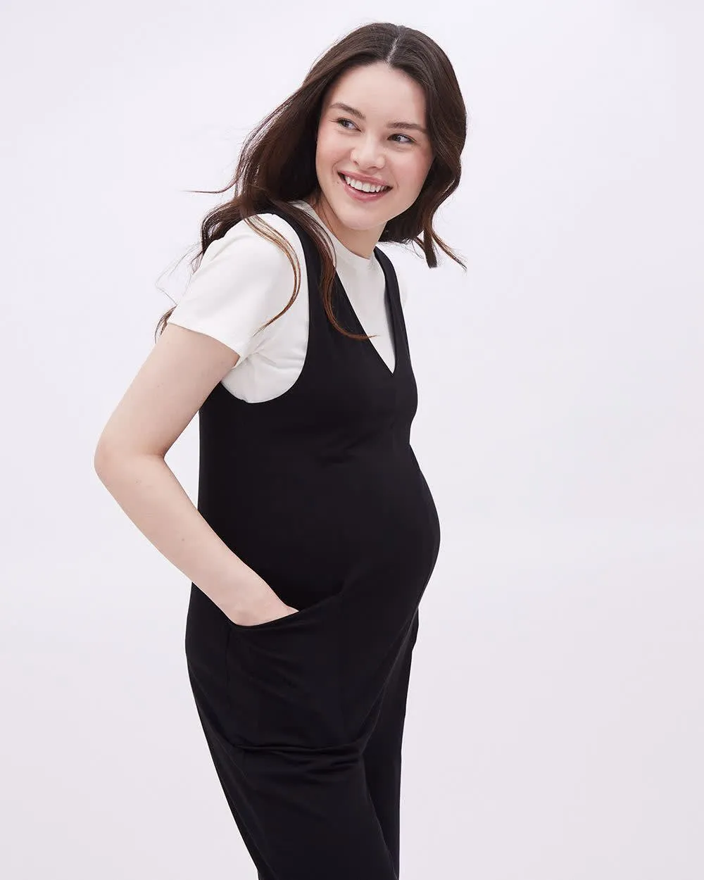 Relaxed-Fit Nursing Jumpsuit - Thyme Maternity sold by Reitmans product image thumbnail 4