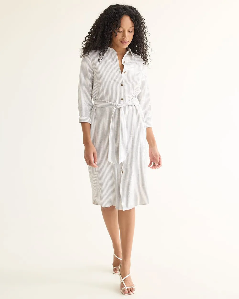 Long-Sleeve Buttoned-Down Midi Dress with Shirt Collar sold by Reitmans