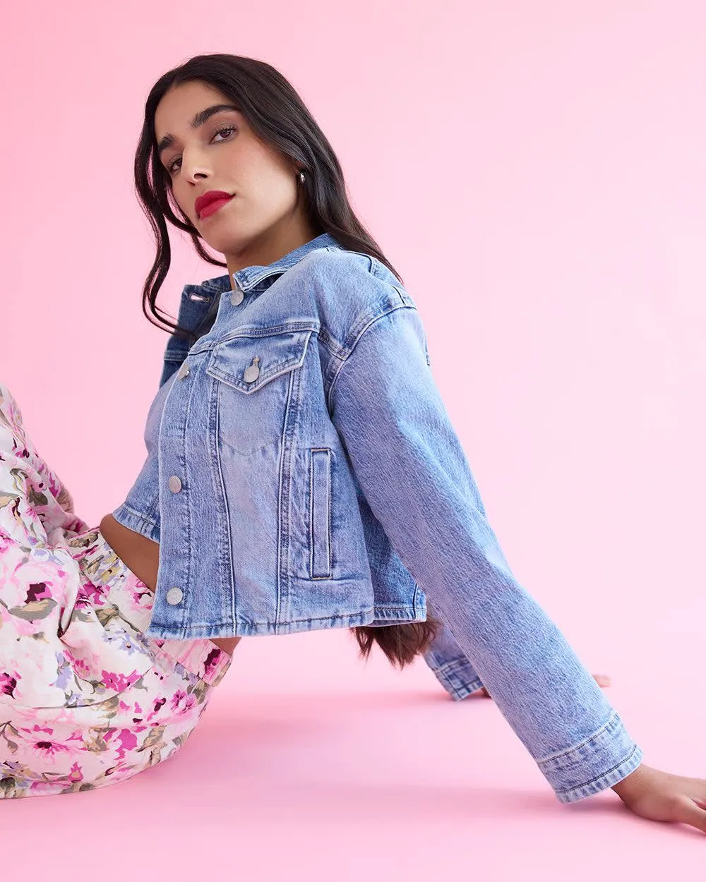 Cropped Jean Jacket sold by Reitmans product image thumbnail 3