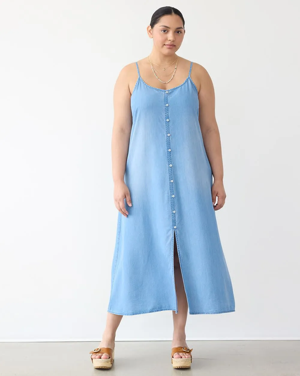 Sleeveless Buttoned-Down Midi Dress sold by Reitmans