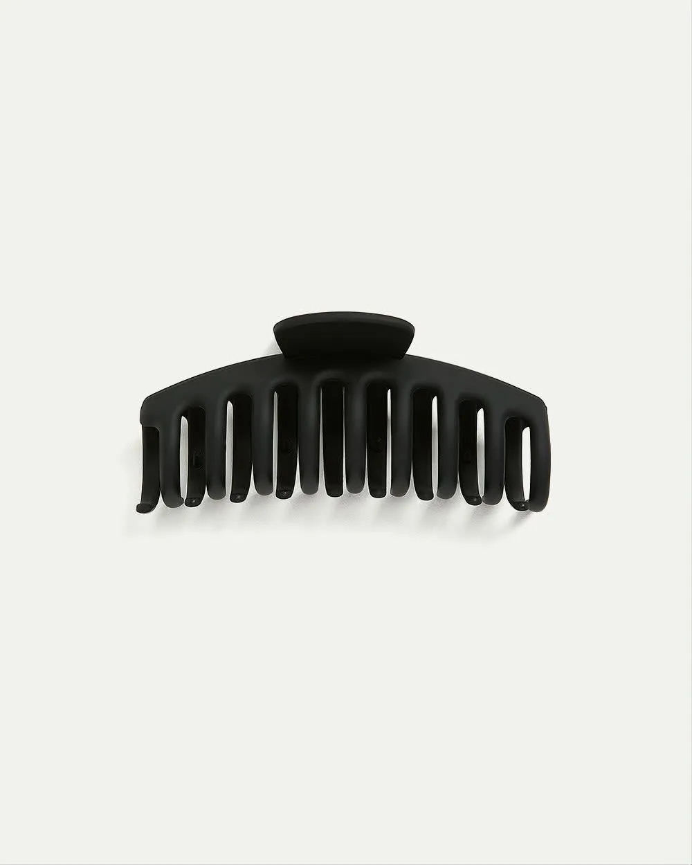 Large Matte Curved Claw Clip sold by Reitmans product image thumbnail 2