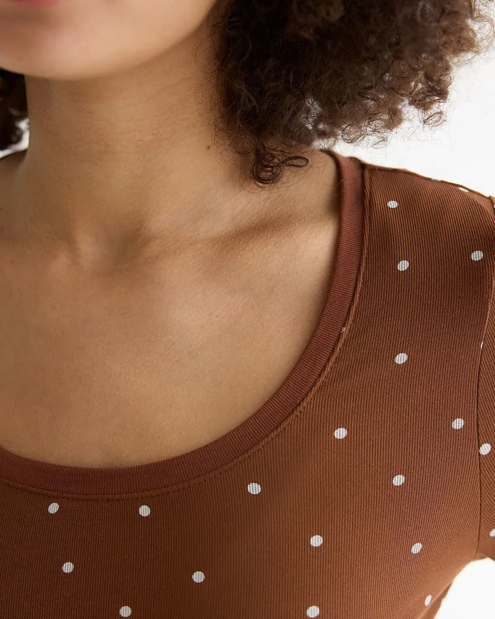 Elbow-Sleeve Scoop-Neck Ribbed Tee sold by Reitmans product image thumbnail 4