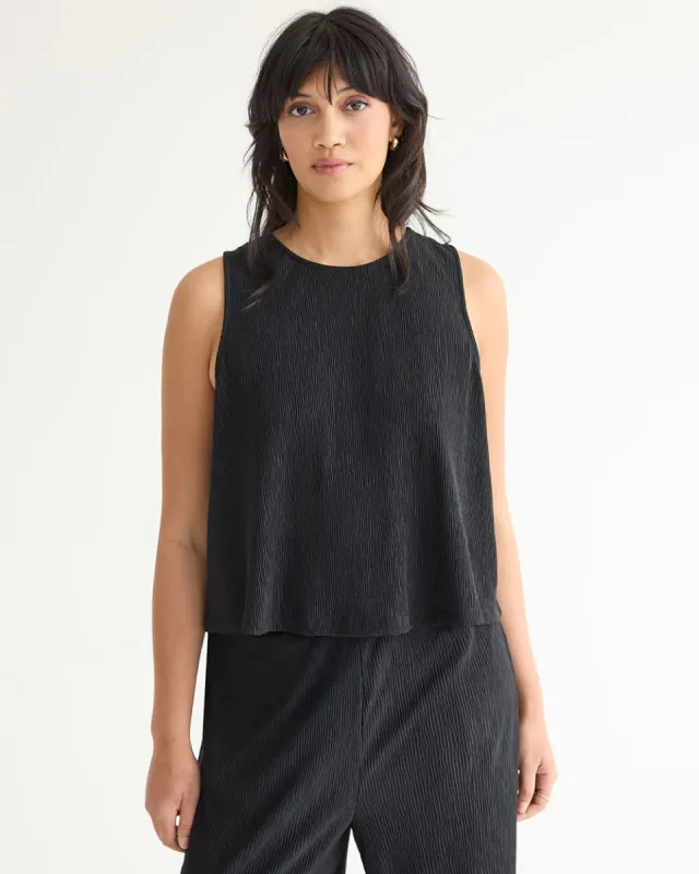 Crinkled-Knit Crew-Neck Tank sold by Reitmans